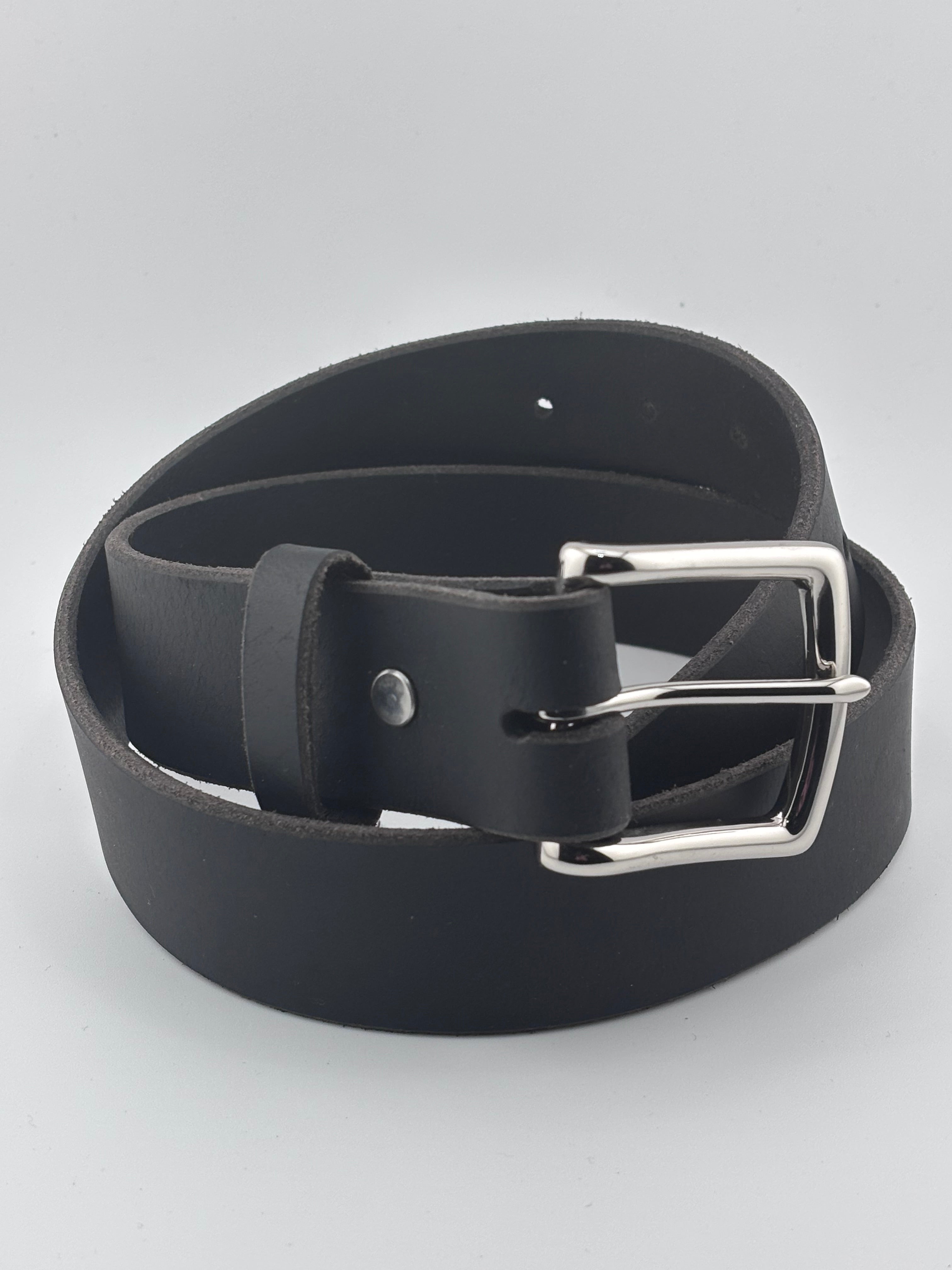 Handcrafted Black Full Grain 9oz Buffalo Leather Belt